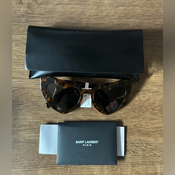 SAINT LAURENT-AUTHENTIC (NWT) Havana Faux Tortoise Shell Heart Shaped Sunglasses - Picture 7 of 15